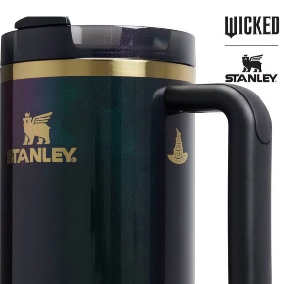 Stanley 40 Oz Stainless Steel H2.0 Flowstate Quencher Tumbler Elphaba For Good. - Picture 4 of 4